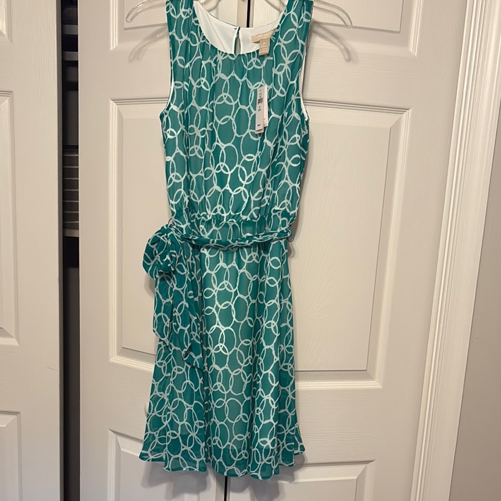 NWT Petite Banana Republic Teal Sleeveless Dress with White Pattern